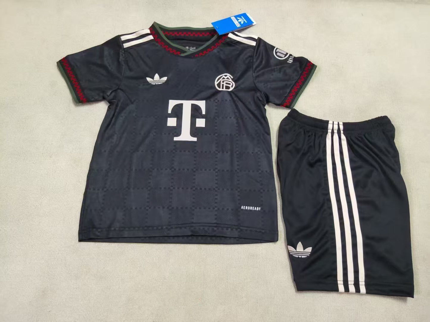 Bayern Monaco Terza Maglia 2025/2026 Bambino